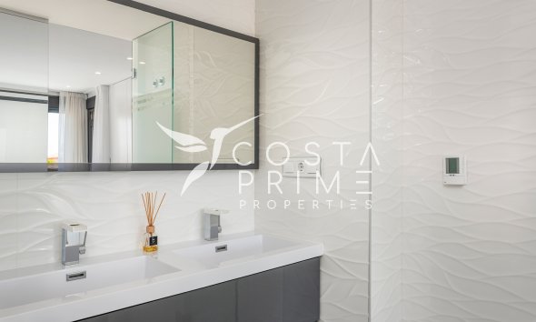 Nowy budynek - Szalet - Playa Paraiso