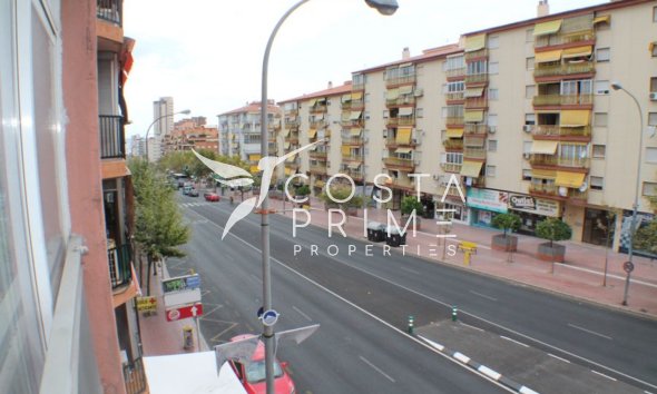 Resale - Apartment / Flat - Benidorm