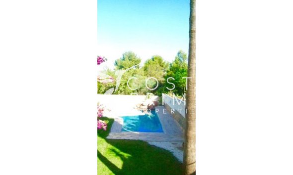 Resale - Villa  - Benidorm