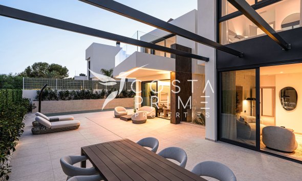 Nowy budynek - Szalet - La Nucía