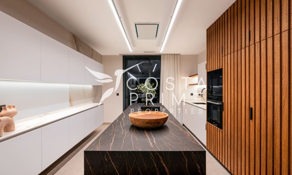 Nowy budynek - Szalet - La Nucía