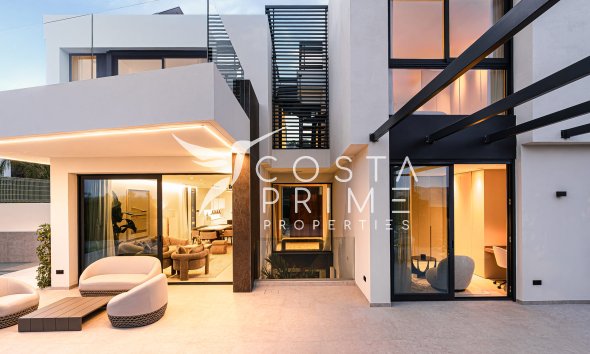 Nowy budynek - Szalet - La Nucía