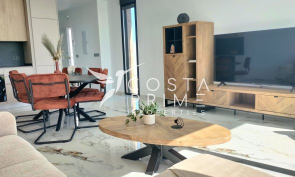 Nowy budynek - Szalet - Pilar de la Horadada