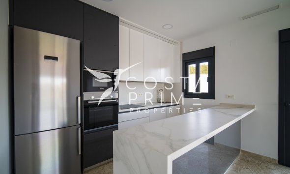 Nowy budynek - Szalet - Coloma