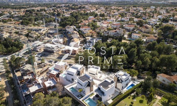 Nowy budynek - Szalet - Coloma