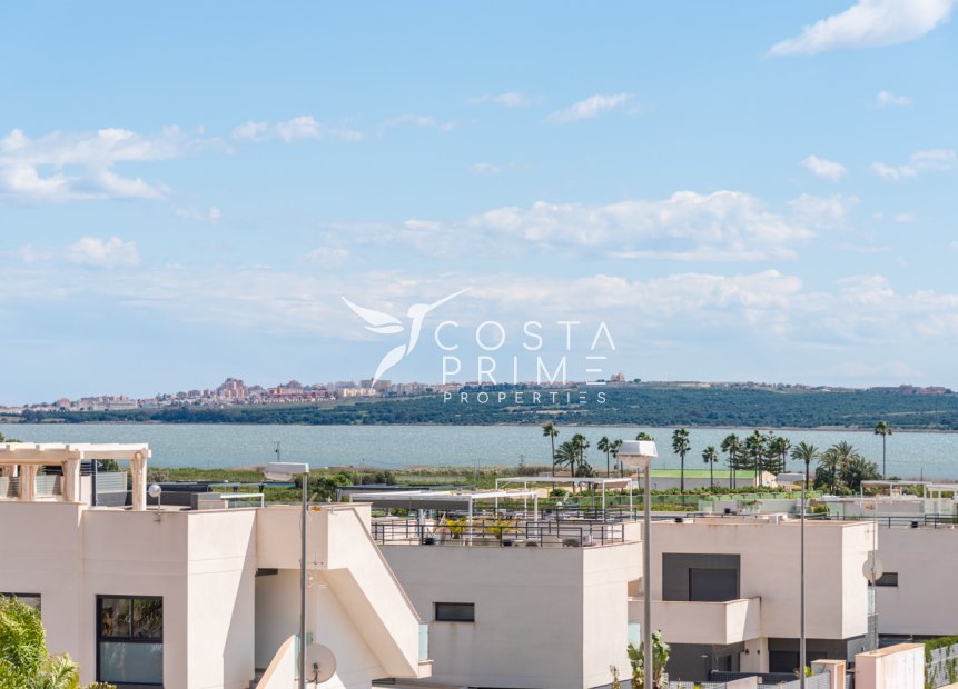 Nowy budynek - Szalet - Los Montesinos