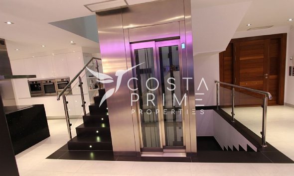 Új építésű - Villa  - Calpe