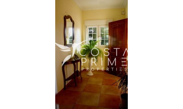 Resale - Villa  - Finestrat