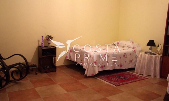 Resale - Villa  - Finestrat