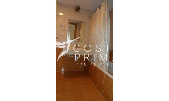 Resale - Apartment / Flat - Villajoyosa