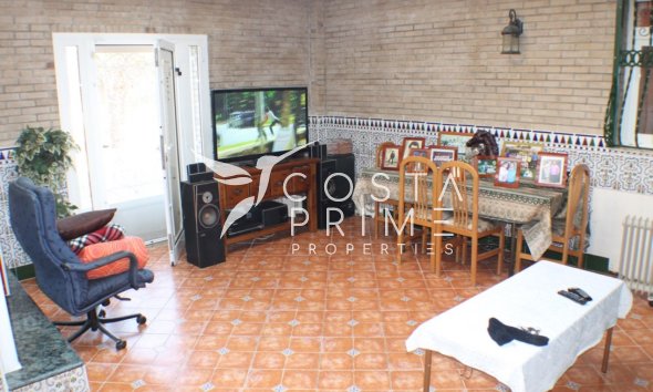 Resale - Villa  - Villajoyosa