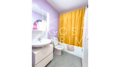 Odsprzedaż - Kamienica / bliźniak - La Nucía